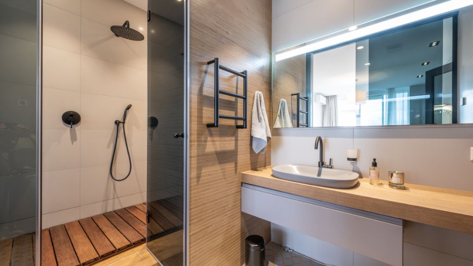 Rénovation de salle de bain à Orange : bénéficiez de l’appui d’un professionnel pour faire de votre salle de bain un espace cocooning unique !